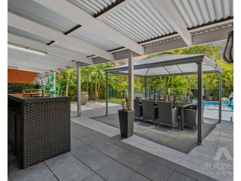 40 Regency Drive, Regents Park QLD 4118