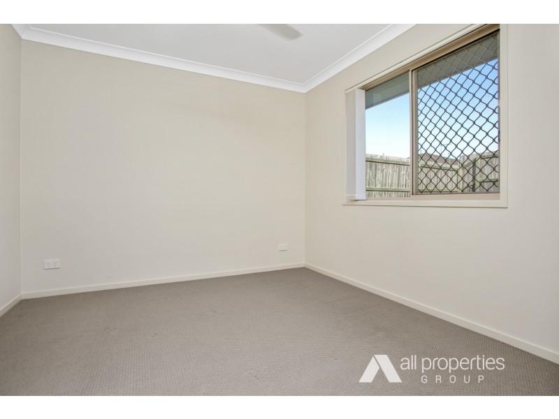 4 Newhaven Street, Marsden QLD 4132