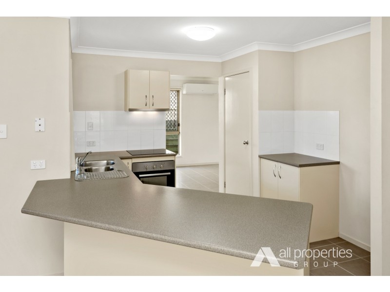4 Newhaven Street, Marsden QLD 4132