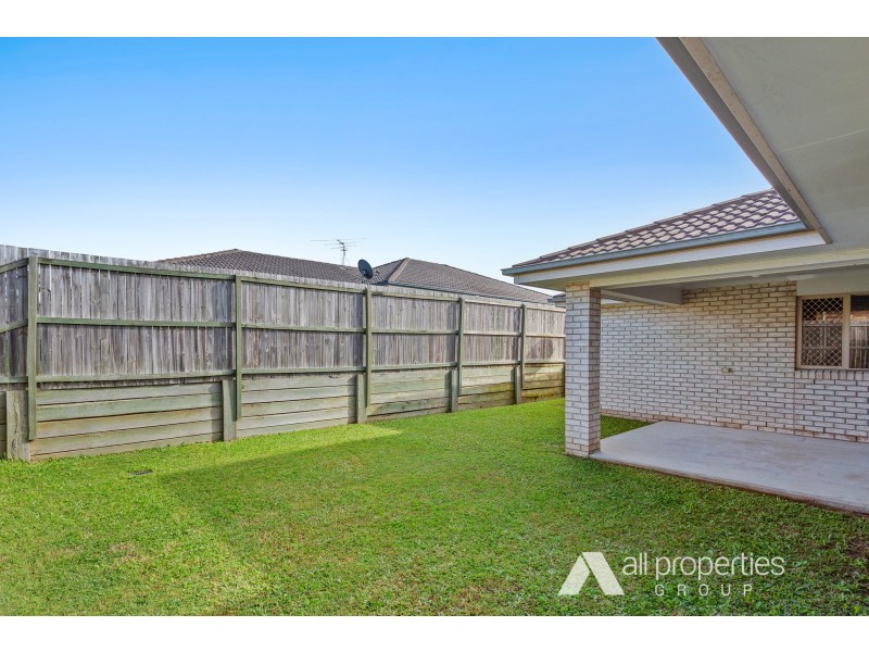 4 Newhaven Street, Marsden QLD 4132