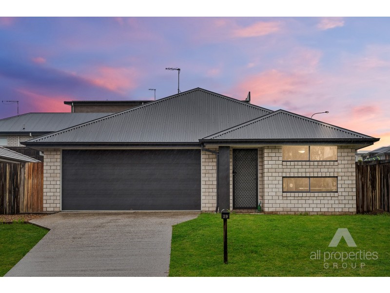 29 Mount Huntley Street, Park Ridge QLD 4125