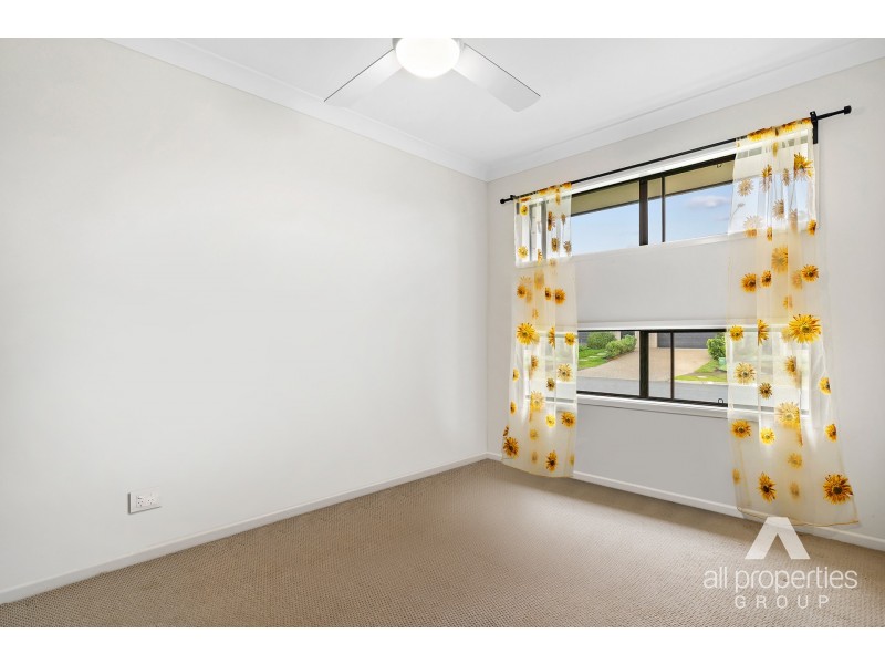 29 Mount Huntley Street, Park Ridge QLD 4125