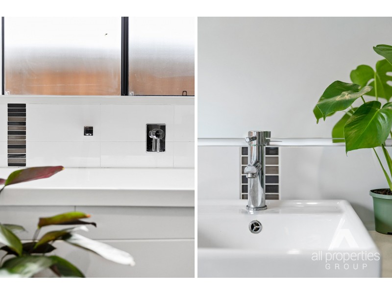 29 Mount Huntley Street, Park Ridge QLD 4125