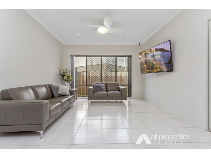 3 Penda Crescent, Pallara QLD 4110