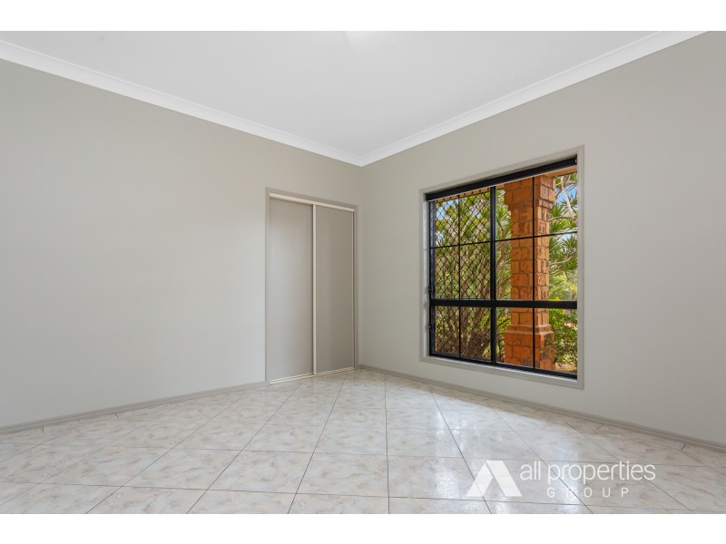 127 Lincoln Green Drive, Forestdale QLD 4118