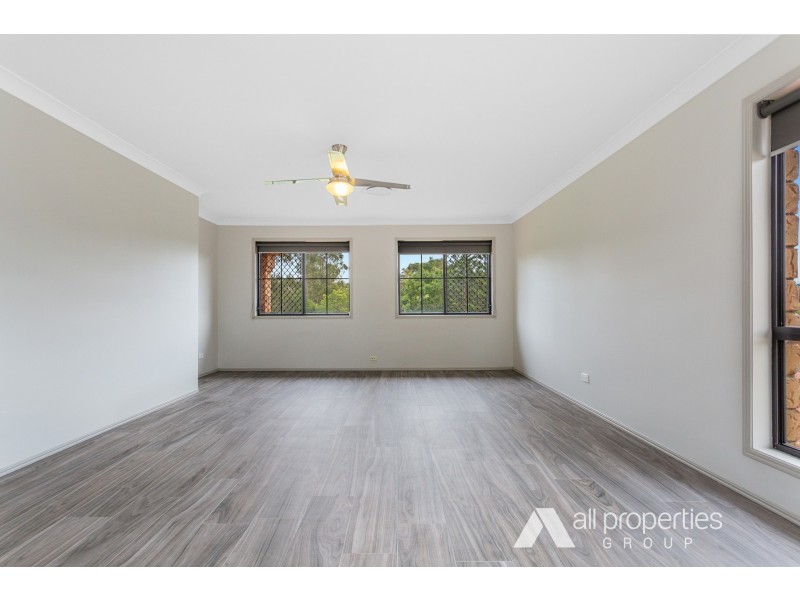 127 Lincoln Green Drive, Forestdale QLD 4118