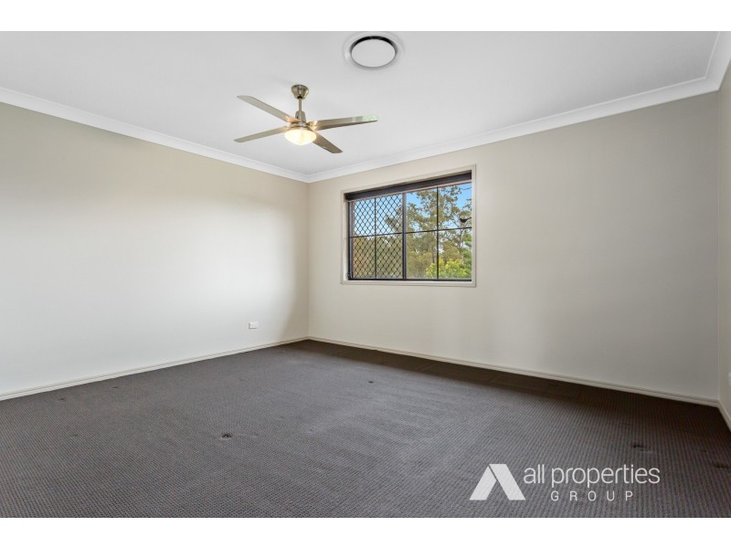 127 Lincoln Green Drive, Forestdale QLD 4118