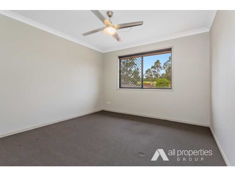127 Lincoln Green Drive, Forestdale QLD 4118