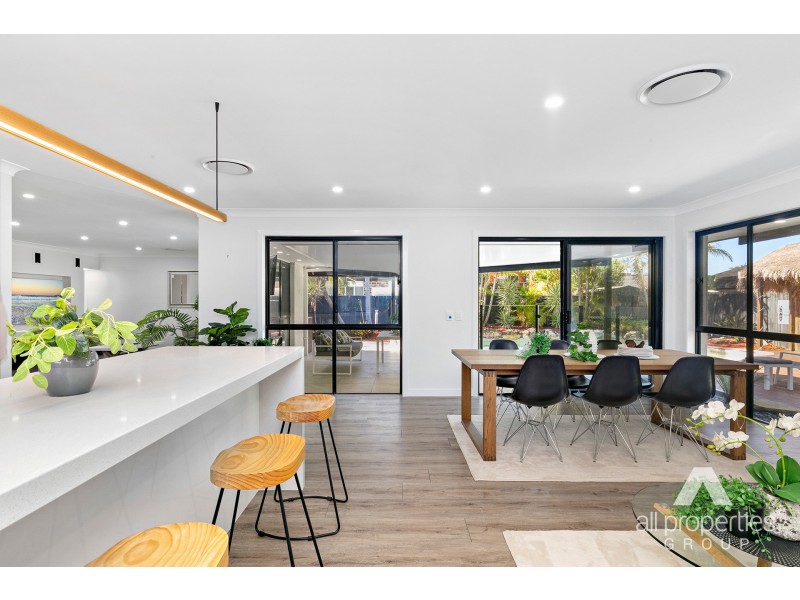 118 Monterey Keys Drive, Helensvale QLD 4212