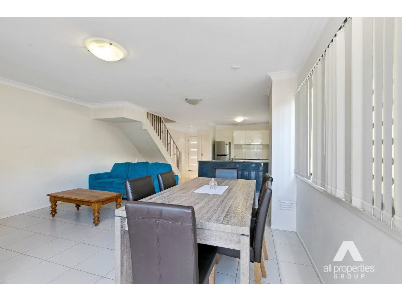 33/11 Portia Street, Kingston QLD 4114