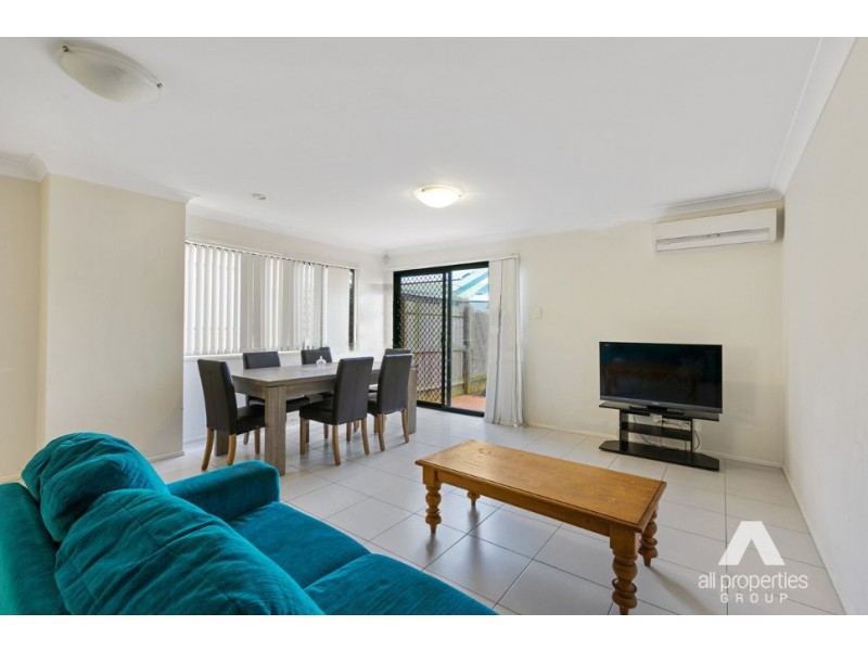 33/11 Portia Street, Kingston QLD 4114