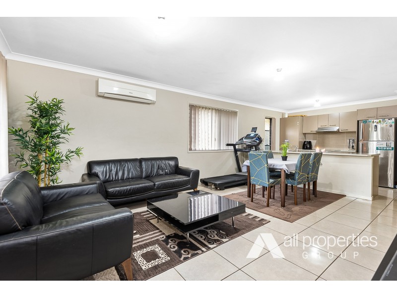 10 Dinnigan Crescent, Durack QLD 4077
