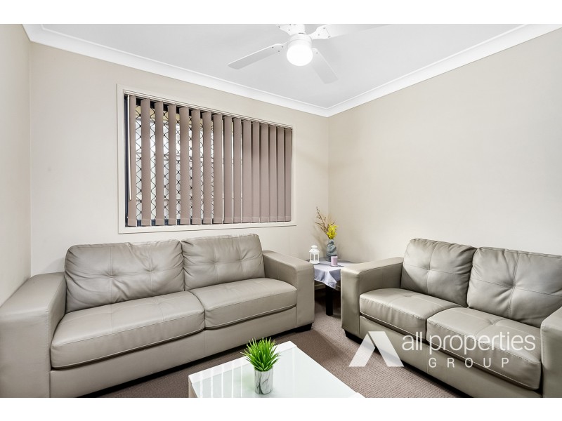10 Dinnigan Crescent, Durack QLD 4077