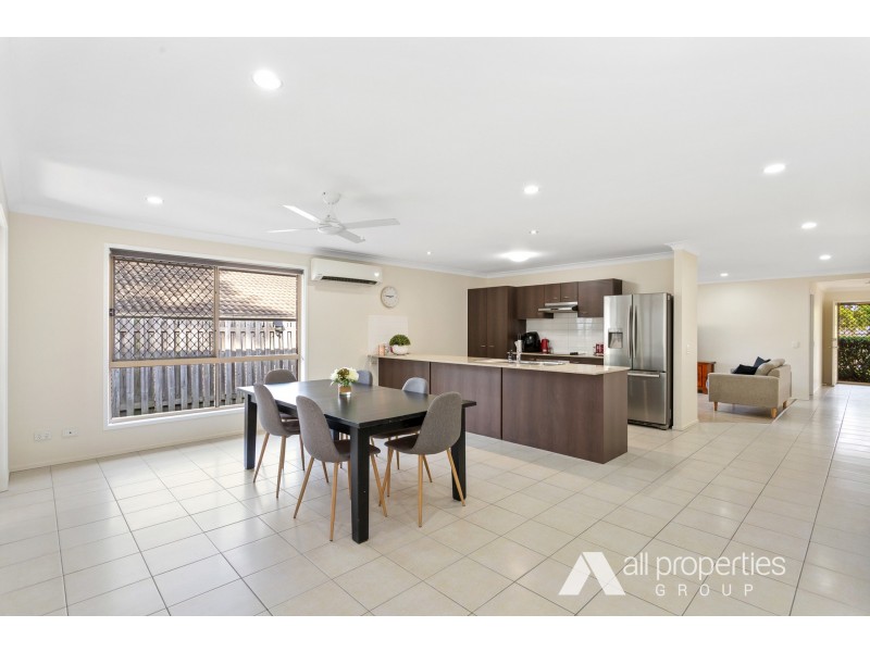 32 Cedarwood Street, Berrinba QLD 4117