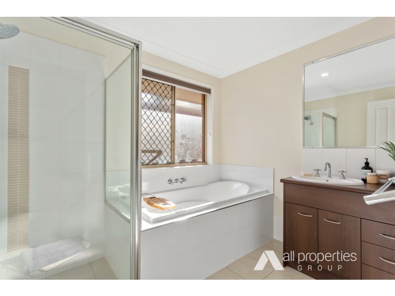 32 Cedarwood Street, Berrinba QLD 4117