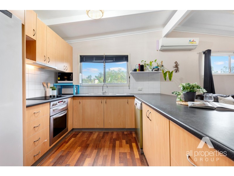 14 Bushlark Street, Crestmead QLD 4132