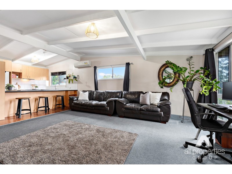 14 Bushlark Street, Crestmead QLD 4132