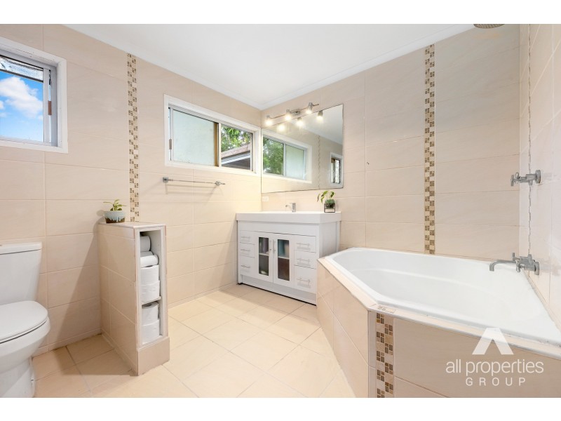 14 Bushlark Street, Crestmead QLD 4132