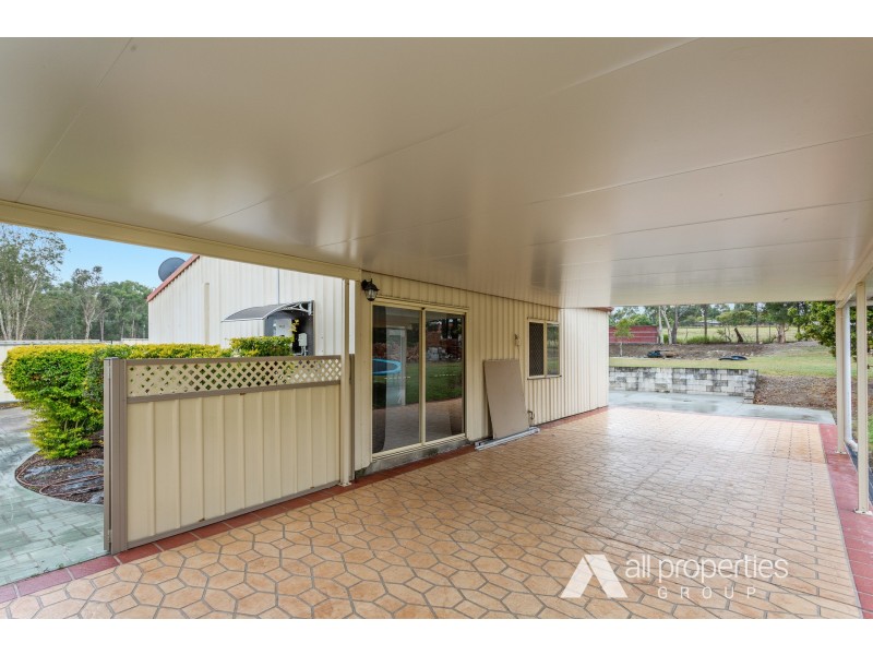 131 Lincoln Green Drive, Forestdale QLD 4118
