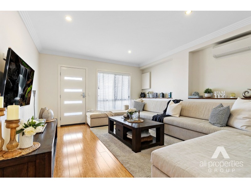 20A Cresthill Avenue, Regents Park QLD 4118