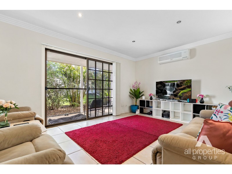 20A Cresthill Avenue, Regents Park QLD 4118