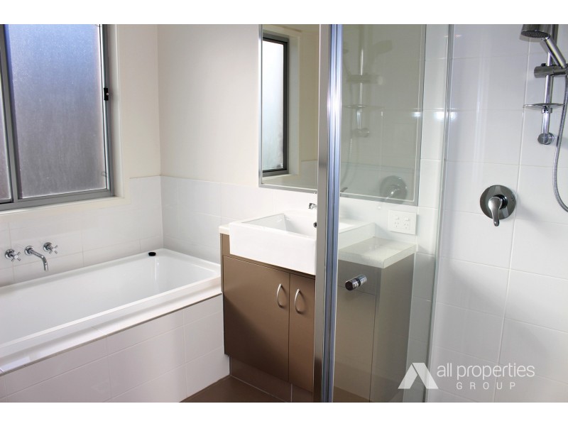 28 Carpenters Drive, Coomera QLD 4209