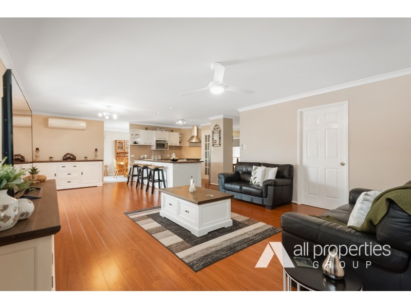 39 Kinchega Circuit, Parkinson QLD 4115