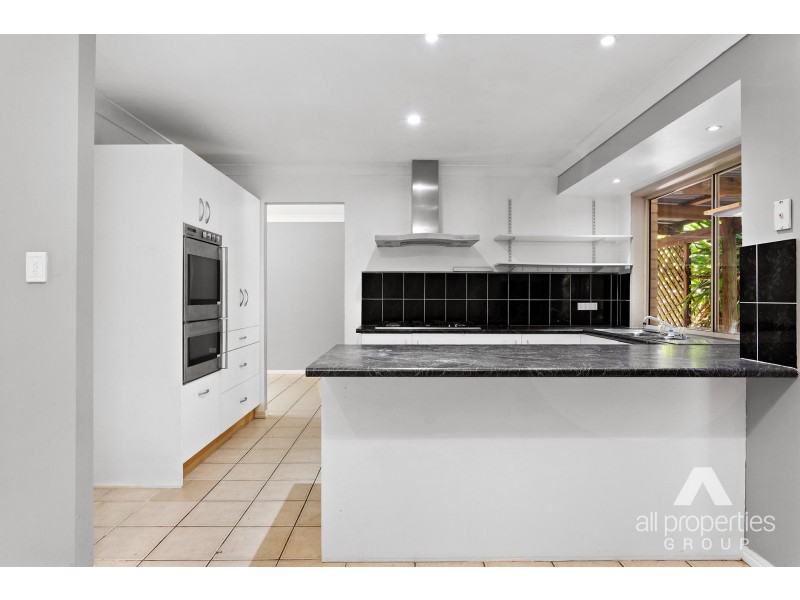 6 Swindon Place Place, Oxenford QLD 4210