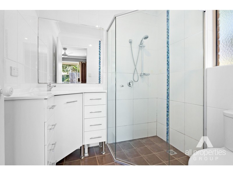 6 Swindon Place Place, Oxenford QLD 4210