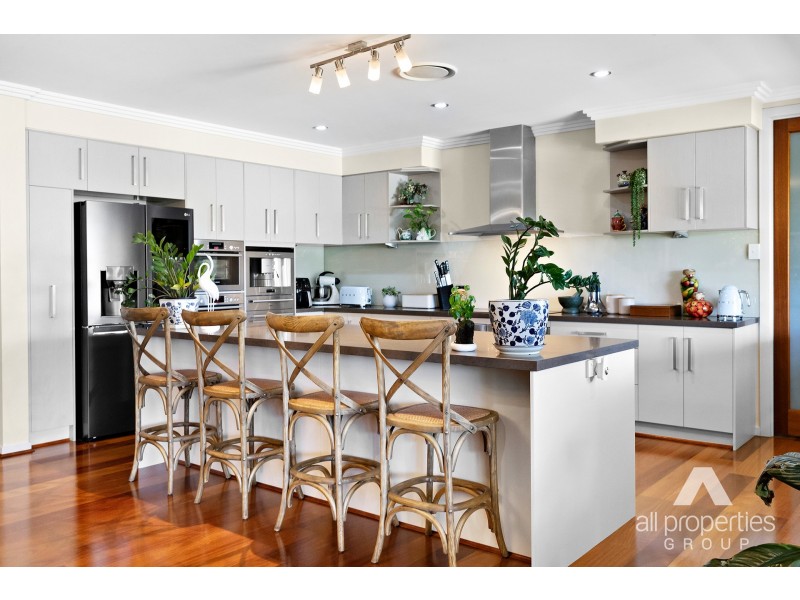 2-10 Lochview Court, Tamborine QLD 4270