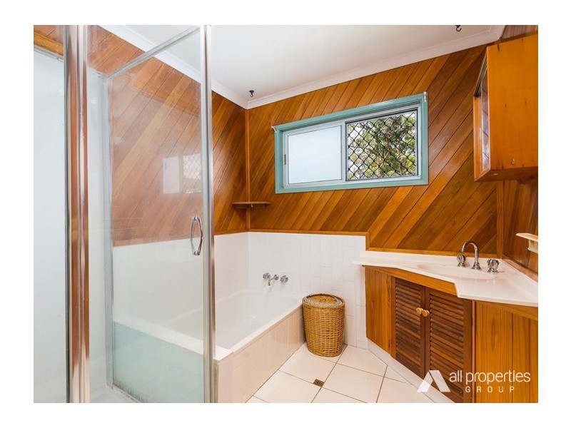 18 Lynelle Street, Marsden QLD 4132