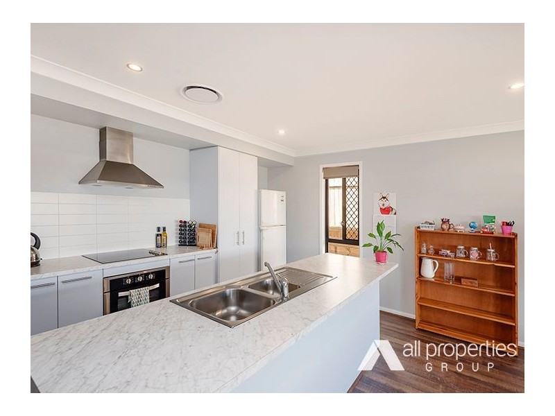 36 Stradbroke Crescent, Springfield Lakes QLD 4300