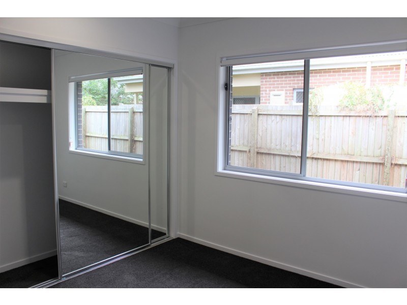 2D/22 Monash Road, Loganlea QLD 4131