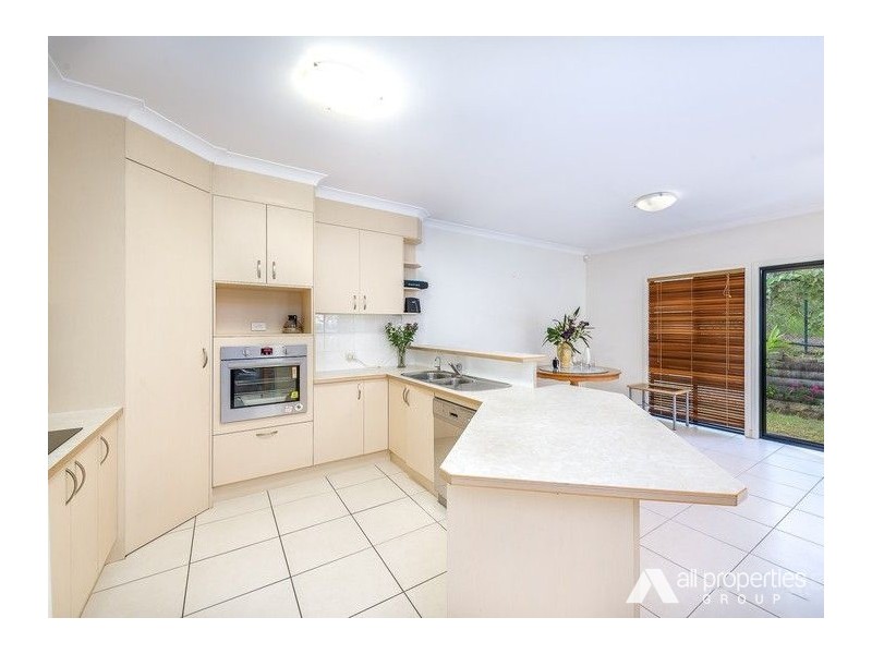 3 Banbrook Court, Molendinar QLD 4214