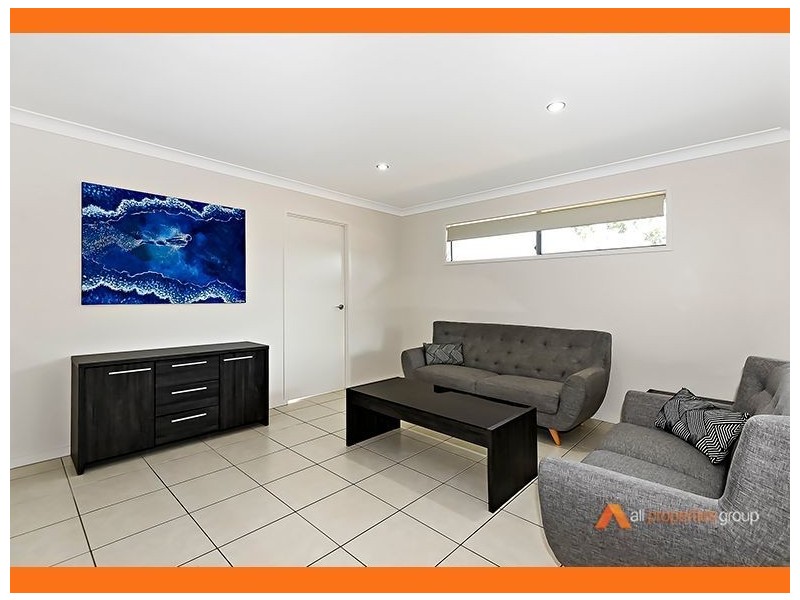 19 Empress Close, Heathwood QLD 4110