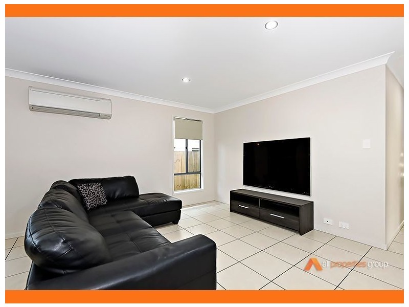 19 Empress Close, Heathwood QLD 4110