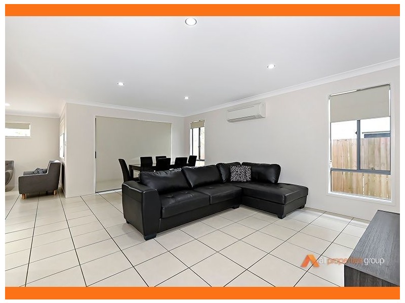 19 Empress Close, Heathwood QLD 4110