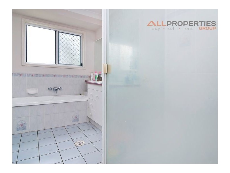 35 Laricina Circuit, Forest Lake QLD 4078