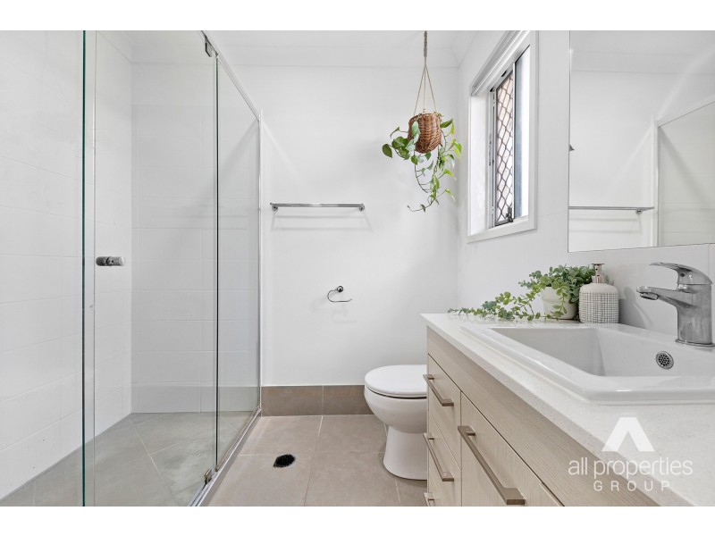 7 Cahill Crescent, Collingwood Park QLD 4301