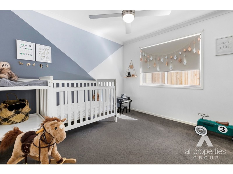7 Cahill Crescent, Collingwood Park QLD 4301
