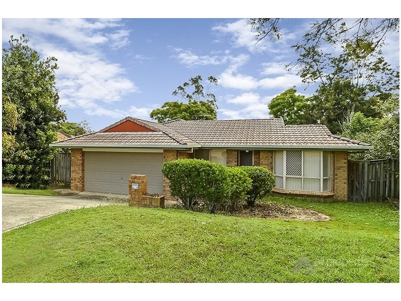 8 Housman Place, Calamvale QLD 4116