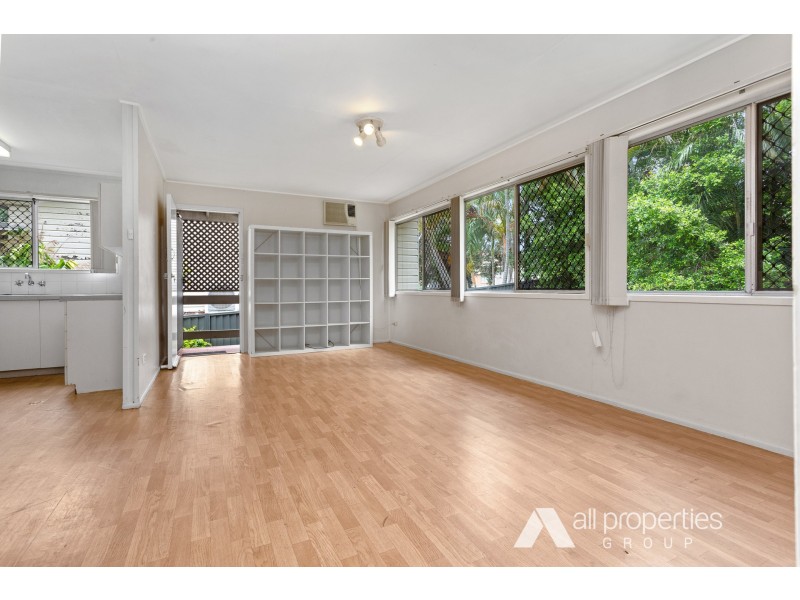 11 Lynngold Street, Woodridge QLD 4114