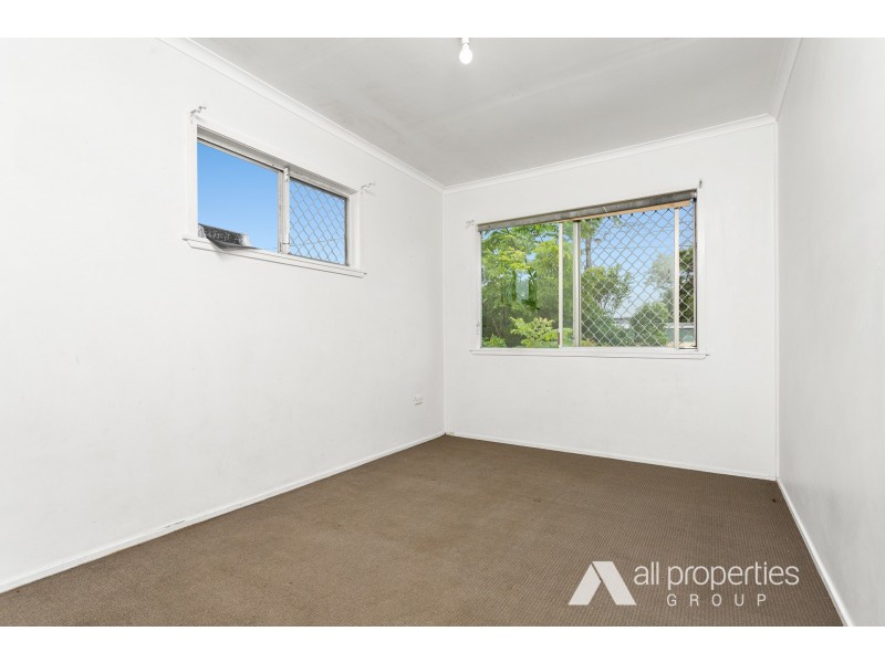 11 Woodrose Street, Kingston QLD 4114