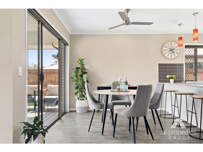 18 Stoneleigh Reserve Boulevard, Logan Reserve QLD 4133