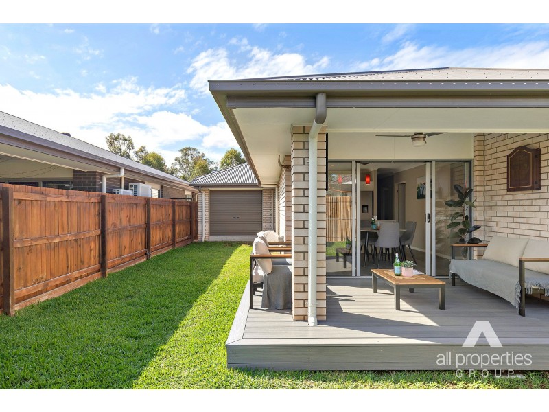 18 Stoneleigh Reserve Boulevard, Logan Reserve QLD 4133