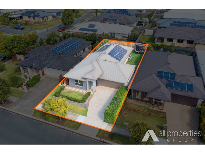 18 Stoneleigh Reserve Boulevard, Logan Reserve QLD 4133