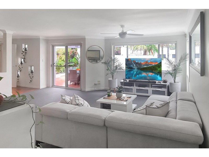 7/100 Cotlew Street East, Southport QLD 4215