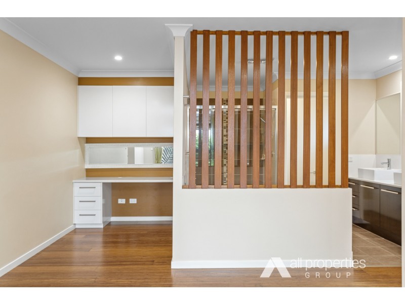 1 Bentley Street, Heathwood QLD 4110