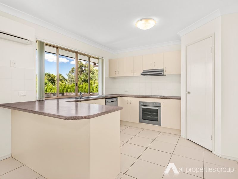 7 Elm Place, Heathwood QLD 4110