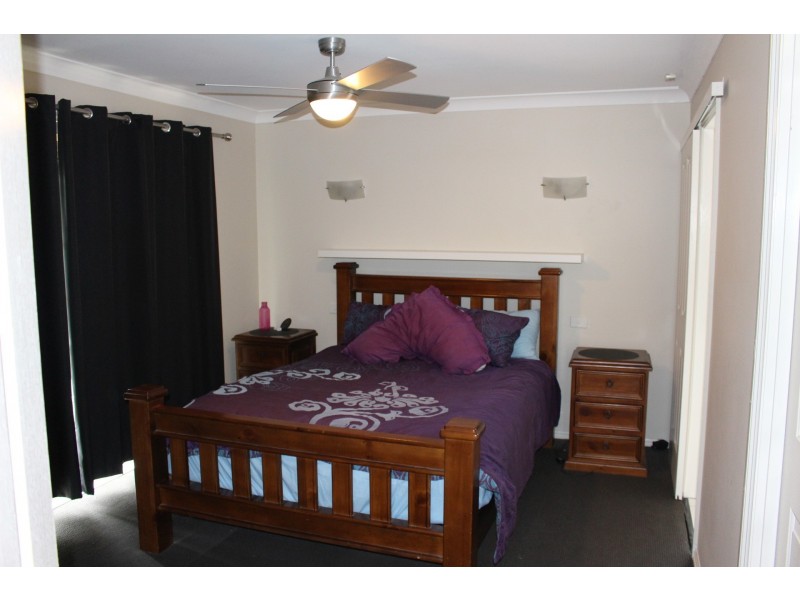 4 Jay Street, Marsden QLD 4132